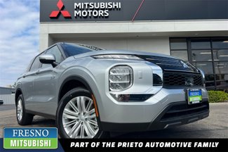 New 2025 Mitsubishi Outlander ES image 1