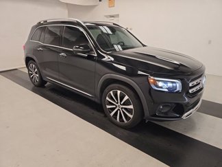 Used 2020 Mercedes-Benz GLB 250 w/ Premium Package image 1