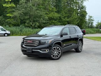 Used 2017 GMC Acadia SLT image 1