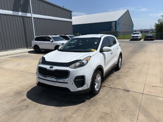 Used 2017 Kia Sportage LX image 1