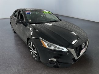 Certified 2022 Nissan Altima 2.0 SR image 1