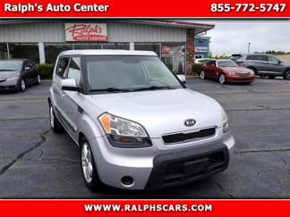 Used 2011 Kia Soul + image 1