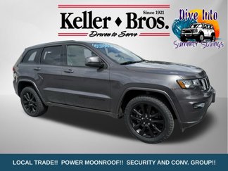 Used 2017 Jeep Grand Cherokee Altitude image 1
