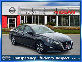 Used 2022 Nissan Altima 2.5 SV image 1