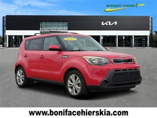 Used 2015 Kia Soul + image 1