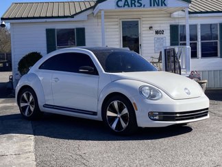 Used 2013 Volkswagen Beetle 2.0T image 1