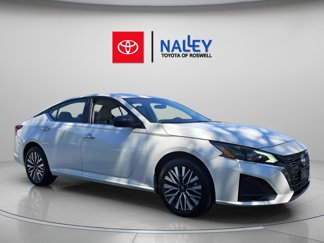 Used 2024 Nissan Altima 2.5 SV image 1