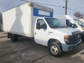 Used 2016 Ford E-350 and Econoline 350 Super Duty image 1