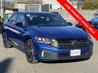 Used 2024 Volkswagen Jetta Sport image 1