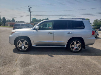 Used 2011 Lexus LX 570 4WD image 1