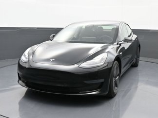 Used 2019 Tesla Model 3 Standard Range Plus image 1