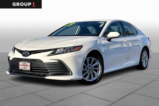 Used 2023 Toyota Camry LE image 1