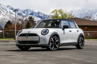 New 2025 MINI Cooper 4-Door Hardtop image 1