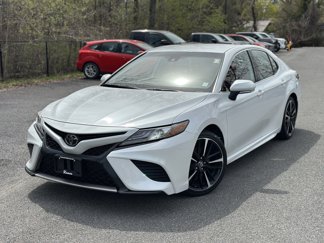 Used 2019 Toyota Camry XSE image 1