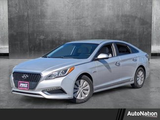 Used 2016 Hyundai Sonata SE image 1