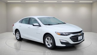 Used 2024 Chevrolet Malibu LT image 1