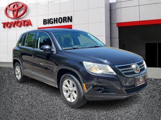 Used 2010 Volkswagen Tiguan S image 1