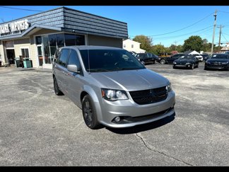 Used 2017 Dodge Grand Caravan SXT w/ Blacktop Package image 1