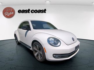 Used 2012 Volkswagen Beetle 2.0T image 1