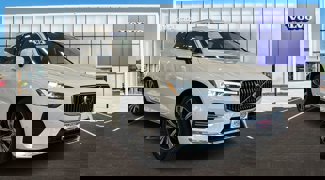 Used 2022 Volvo XC60 B5 Inscription w/ Advanced Package image 1