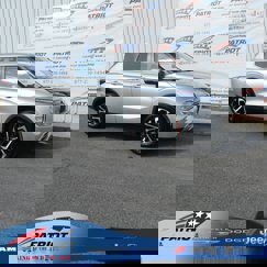 Used 2022 Mitsubishi Outlander SE image 1