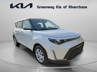 New 2025 Kia Soul LX image 1