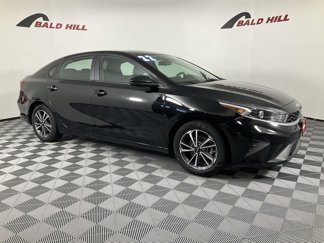 Certified 2022 Kia Forte LXS image 1