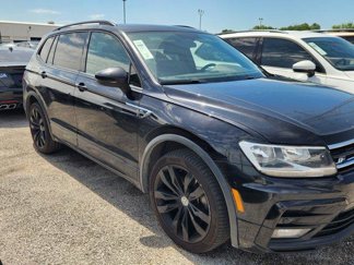 Used 2020 Volkswagen Tiguan SE image 1
