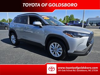 Used 2024 Toyota Corolla Cross LE image 1