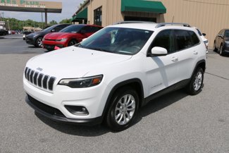 Used 2019 Jeep Cherokee Latitude w/ Popular Appearance Group image 1