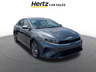 Used 2024 Kia Forte LXS image 1