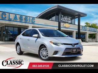 Used 2015 Toyota Corolla LE image 1