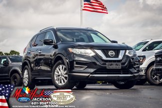 Used 2018 Nissan Rogue SV image 1