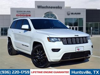 Used 2017 Jeep Grand Cherokee Altitude video 1