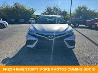 Used 2024 Toyota Camry SE video 2