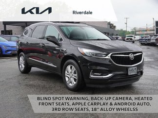 Used 2020 Buick Enclave Essence image 1