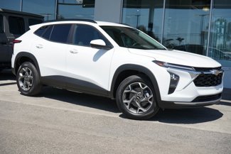 New 2025 Chevrolet Trax LT w/ Driver Confidence Package image 1
