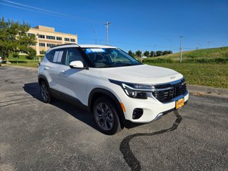 Used 2024 Kia Seltos S image 1