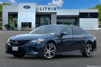 Used 2019 Toyota Camry SE w/ Audio Package image 1