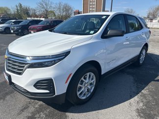 Used 2022 Chevrolet Equinox LS image 1