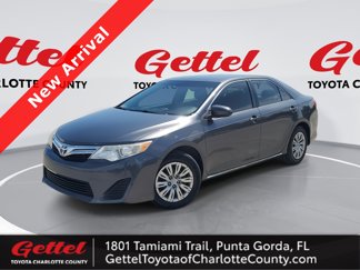 Used 2012 Toyota Camry LE image 1