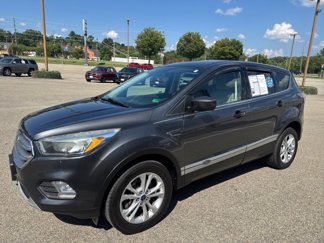 Used 2017 Ford Escape SE image 1