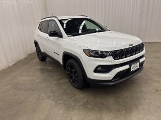 New 2025 Jeep Compass Latitude w/ Altitude Special Edition image 1