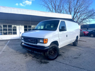 Used 2004 Ford E-250 and Econoline 250 image 1