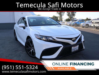 Used 2022 Toyota Camry SE image 1