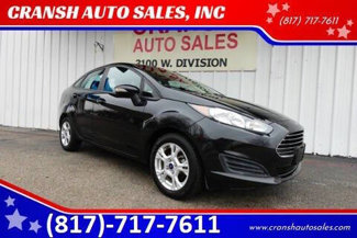 Used 2015 Ford Fiesta SE image 1