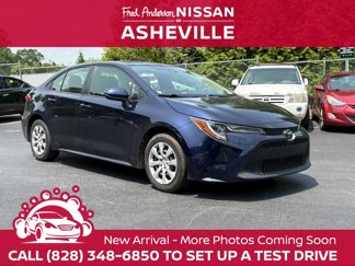 Used 2020 Toyota Corolla LE image 1