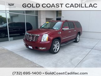 Used 2011 Cadillac Escalade ESV Luxury image 1