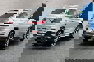 Used 2021 BMW X4 xDrive30i video 2