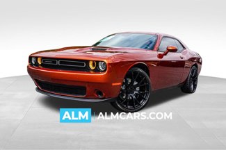 Used 2021 Dodge Challenger SXT image 1